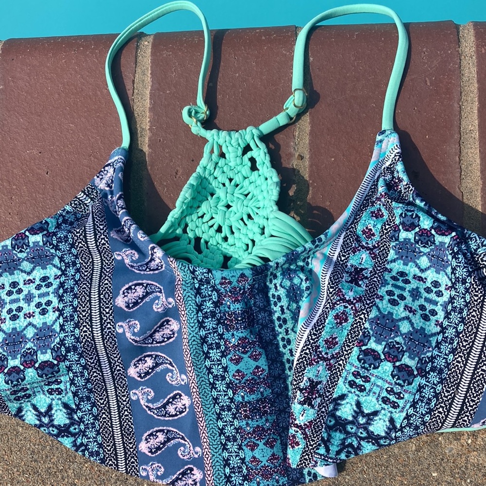 🎉5 for 10🎉Arizona Swimsuit Top      Size S